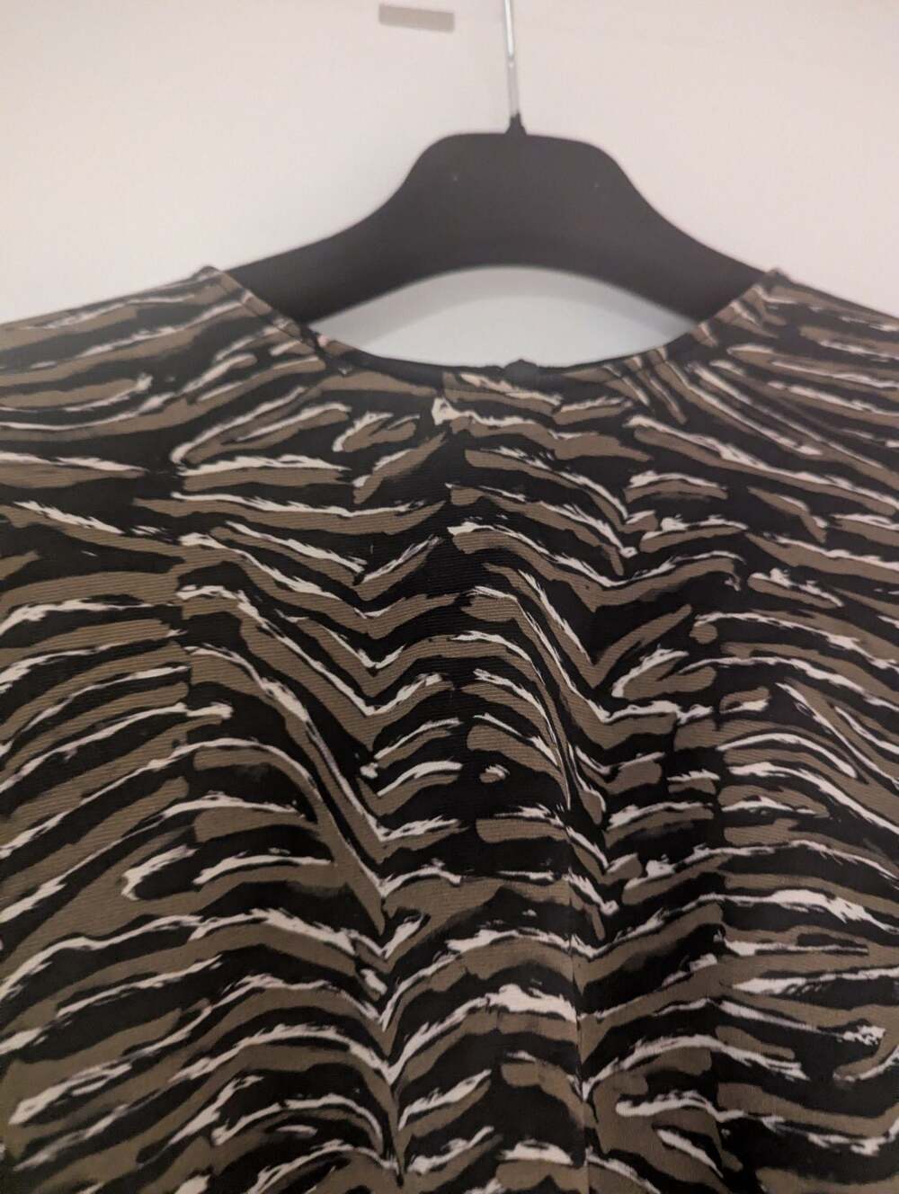 Just Cavalli Zebra Print Short Sleeve Dress Size 36 - Picture 4 of 9